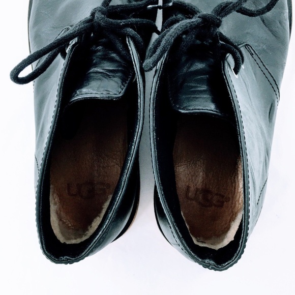 UGG Mens Chukka Boot Black Crinkled Leather Leighton Desert Shoe Crepe Sole 10.5 - Picture 9 of 13